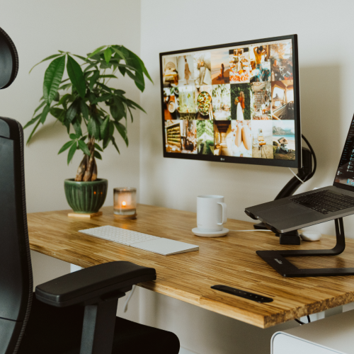 Perfect Ergonomic Workspace for Creatives