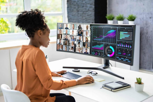 Benefits of a Curved Monitor: 7 Science-Backed Advantages - EFFYDESK