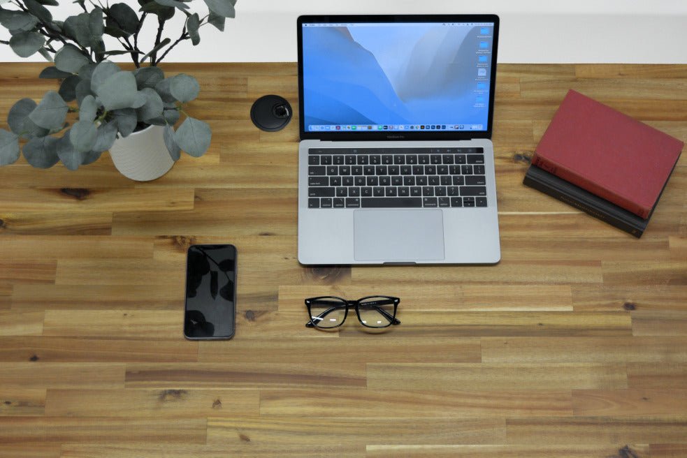 Best Electric Standing Desks with Wireless Charging - EFFYDESK