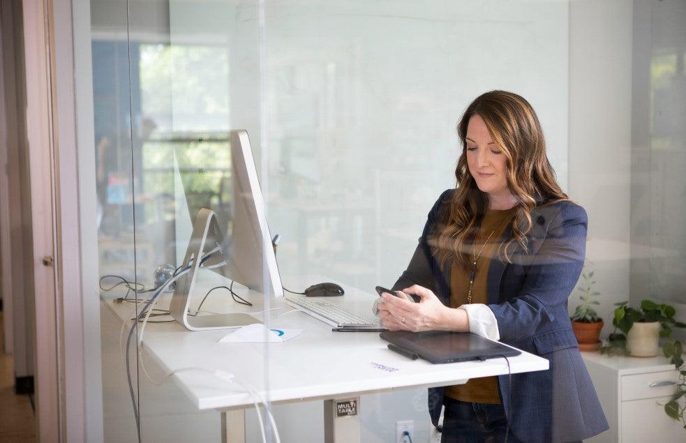 Can Standing Desks Help With ADHD? - EFFYDESK