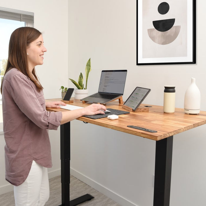 What is the Best Way to Stand at a Standing Desk?
