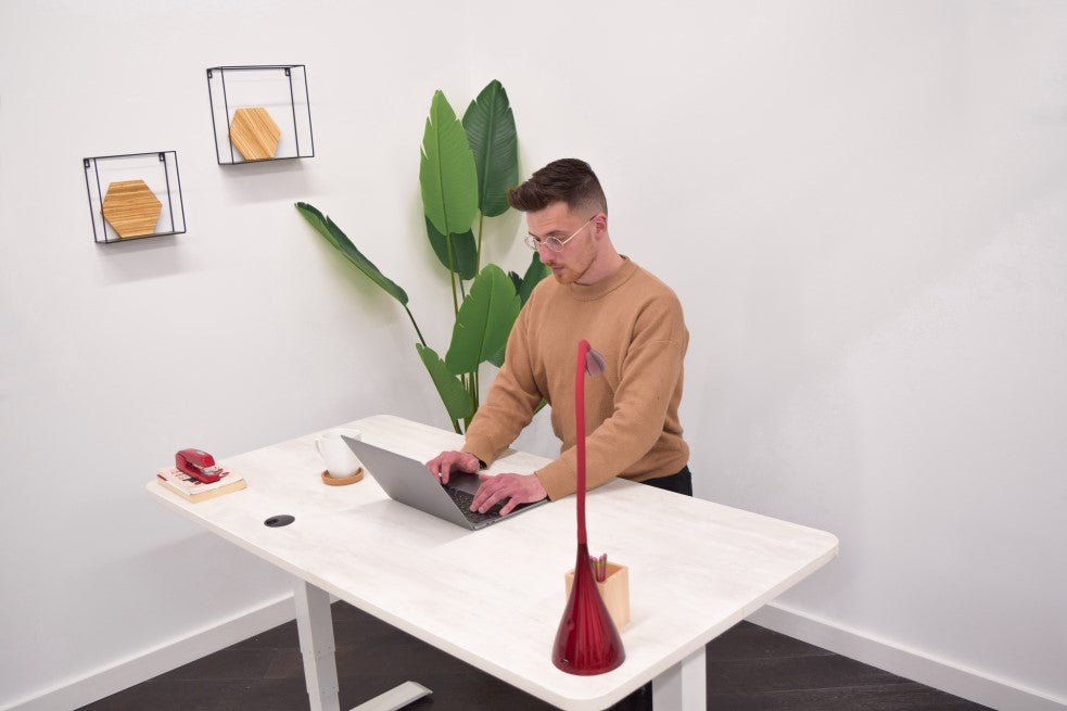 The Standing Desk vs Sitting Desk Debate: Which is Better for Your Health?