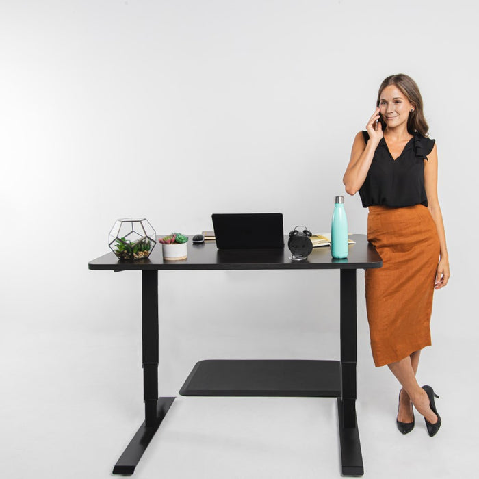 5 Benefits of Standing Desks: Why You Should Stand More