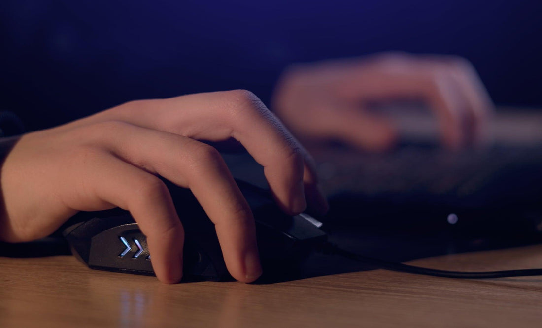 How to Relieve Hand Pain from Mouse Usage - EFFYDESK
